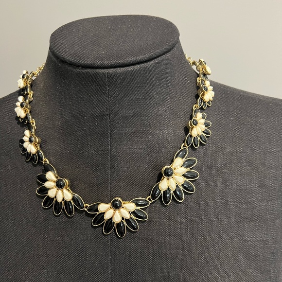 Black and white 14 k plated Choker Necklace - Picture 1 of 4